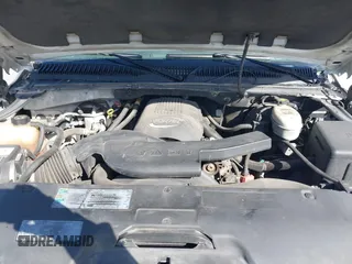 2003 Chevrolet Suburban LS with VIN 1GNEC16T13J106726, listed as a IAAI auction lot 41723307 with 217,062 mi miles. Bid and sale history available at carsss.com. Image 10.
