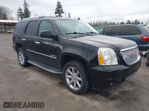 2011 GMC Yukon Denali with VIN 1GKS2EEF9BR261336, listed as a IAAI auction lot 41796533 with 149,808 mi miles. Bid and sale history available at carsss.com. Image 1.
