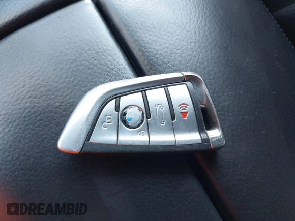 2019 BMW 7 Series 740i с VIN WBA7E2C50KB216826, выставлен на аукционе IAAI как лот 39659011 с пробегом Не указан миль и . История ставок и продаж доступна на DreamBid. Изображение 11.