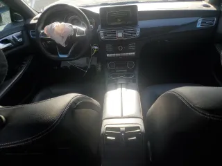 2018 Mercedes-Benz CLS 550 z VIN WDDLJ9BB5JA205067, wystawiony jako Copart lot #57726685 z przebiegiem 142 655 mil mil oraz Szkoda całkowita • Salvage title. Historia ofert i sprzedaży dostępna na DreamBid. Obrazek 8.