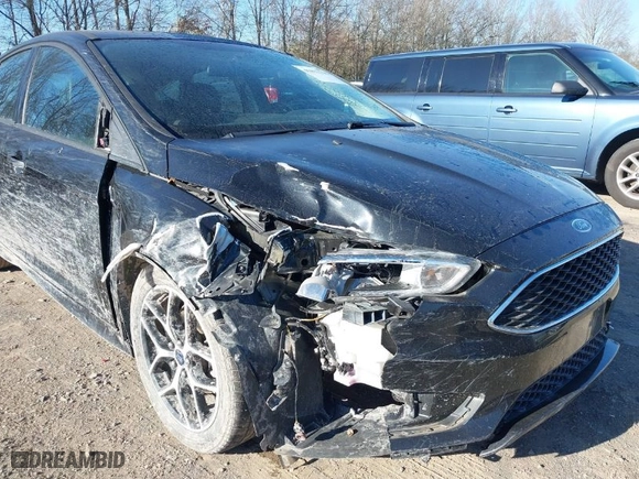 2015 Ford Focus SE with VIN 1FADP3K23FL214314, listed as a IAAI auction lot 41817226 with 80,539 mi miles. Bid and sale history available at carsss.com. Image 6.
