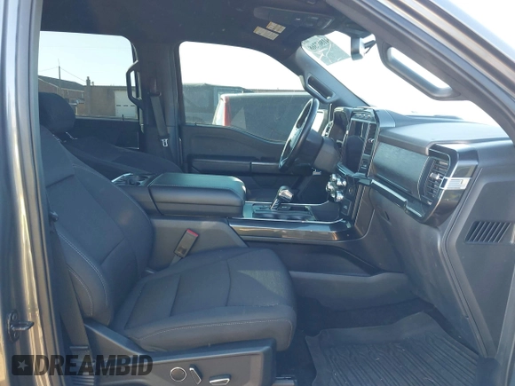 2021 Ford F-150 XL with VIN 1FTFW1E56MFC11922, listed as a IAAI auction lot 41807368 with 53,483 mi miles. Bid and sale history available at carsss.com. Image 5.