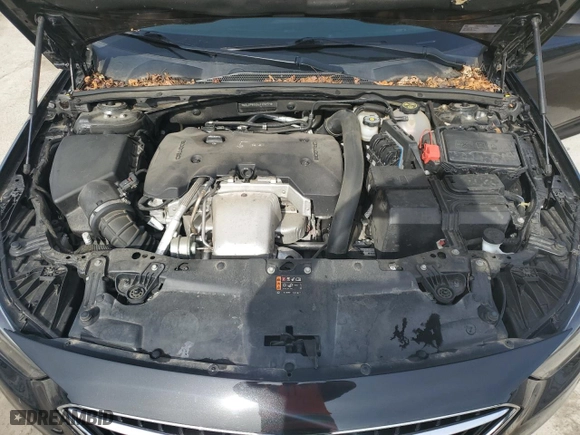 2018 Buick Regal Sportback Essence with VIN W04GP6SX9J1176171, listed as a Copart auction lot 78517874 with 63,311 mi miles and Salvage Title. Bid and sale history available at carsss.com. Image 11.
