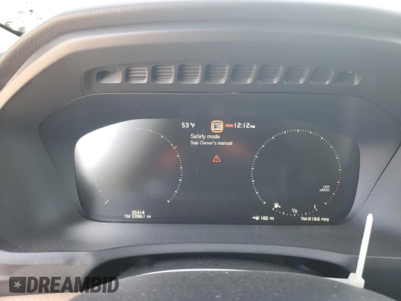 2021 Volvo XC90 Momentum with VIN YV4A22PK3M1717801, listed as a Copart auction lot 88408865 with 35,414 mi miles and Clean title. Bid and sale history available at DreamBid. Image 9.