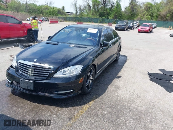 2010 Mercedes-Benz S 550 with VIN WDDNG8GB3AA308918, listed as a IAAI auction lot 42087311 with 135,878 mi miles and . Bid and sale history available at DreamBid. Image 19.