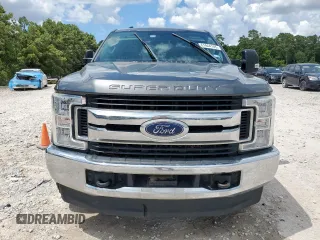 2019 Ford F-250 XL with VIN 1FT7W2BT3KEE86518, listed as a Copart auction lot 61844105 with 159,428 mi miles and Non repairable. Bid and sale history available at DreamBid. Image 5.