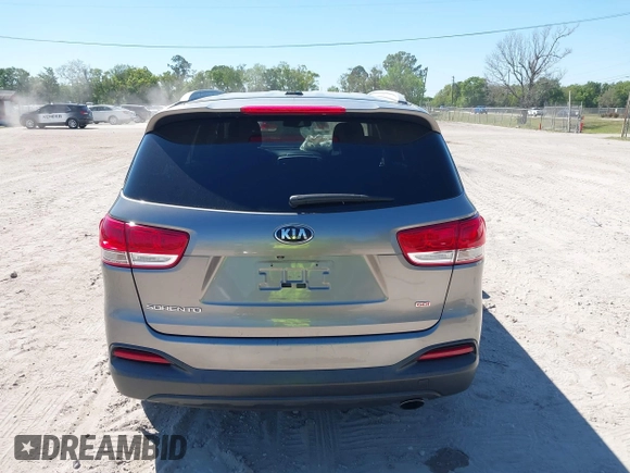2017 Kia Sorento LX with VIN 5XYPG4A35HG189017, listed as a IAAI auction lot 41829860 with 116,810 mi miles. Bid and sale history available at carsss.com. Image 16.
