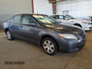 2008 Toyota Camry LE z VIN 4T1BE46K68U747760, wystawiony jako Copart lot #61265565 z przebiegiem 166 379 mil mil oraz Czysty tytuł • Clean title. Historia ofert i sprzedaży dostępna na DreamBid. Obrazek 4.