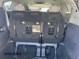 2022 Toyota Sienna LE z VIN 5TDKSKFC3NS047172, wystawiony jako IAAI lot #42112354 z przebiegiem 83 098 mil mil oraz . Historia ofert i sprzedaży dostępna na DreamBid. Obrazek 1.