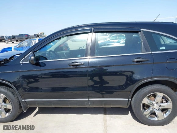 2008 Honda CR-V LX with VIN 3CZRE383X8G704149, listed as a IAAI auction lot 41851000 with 329,881 mi miles. Bid and sale history available at carsss.com. Image 14.