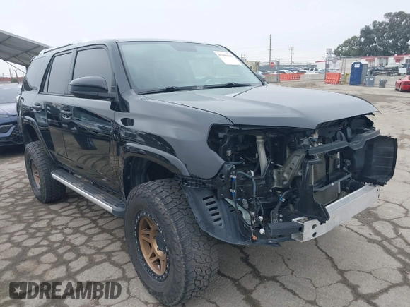 2017 Toyota 4Runner SR5 с VIN JTEZU5JR8H5159090, выставлен на аукционе IAAI как лот 42490310 с пробегом 60 546 миль миль и . История ставок и продаж доступна на DreamBid. Изображение 1.