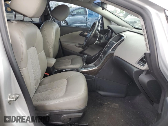 2015 Buick Verano z VIN 1G4PP5SK7F4146172, wystawiony jako Copart lot #55382585 z przebiegiem 116 666 mil mil oraz Szkoda całkowita • Salvage title. Historia ofert i sprzedaży dostępna na DreamBid. Obrazek 7.