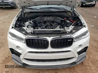 2017 BMW X5 M z VIN 5YMKT6C33H0X20971, wystawiony jako Copart lot #41108103 z przebiegiem 72 766 mil mil oraz . Historia ofert i sprzedaży dostępna na DreamBid. Obrazek 12.