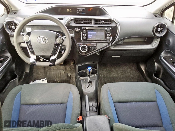 2018 Toyota Prius One z VIN JTDKDTB39J1600002, wystawiony jako Copart lot #53493975 z przebiegiem 87 147 mil mil oraz Czysty tytuł • Clean title. Historia ofert i sprzedaży dostępna na DreamBid. Obrazek 8.
