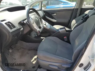 2014 Toyota Prius Four z VIN JTDKN3DU7E1754300, wystawiony jako Copart lot #56689485 z przebiegiem 184 175 mil mil oraz Czysty tytuł • Clean title. Historia ofert i sprzedaży dostępna na DreamBid. Obrazek 7.