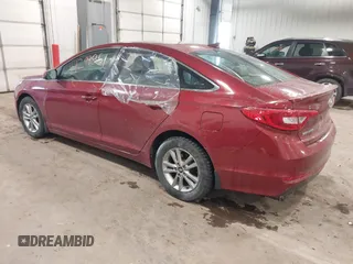 2015 Hyundai Sonata SE z VIN 5NPE24AFXFH039782, wystawiony jako IAAI lot #41299851 z przebiegiem 85 676 mil mil oraz . Historia ofert i sprzedaży dostępna na DreamBid. Obrazek 3.