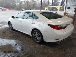 2018 Lexus ES with VIN 58ABK1GG8JU105203, listed as a IAAI auction lot 41764259 with 77,550 mi miles. Bid and sale history available at carsss.com. Image 3.