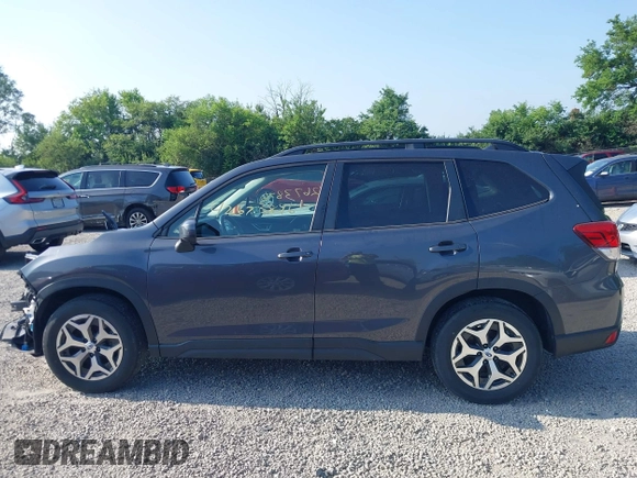 2021 Subaru Forester Premium z VIN JF2SKAJC9MH562537, wystawiony jako IAAI lot #42673896 z przebiegiem 66 819 mil mil oraz . Historia ofert i sprzedaży dostępna na DreamBid. Obrazek 15.