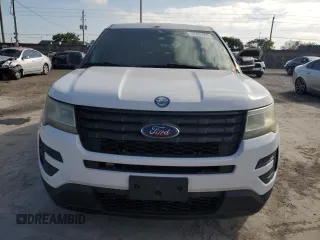 2016 Ford Utility Police Interceptor with VIN 1FM5K8AR4GGD30586, listed as a Copart auction lot 42431905 with 97,885 mi miles and Salvage Title. Bid and sale history available at carsss.com. Image 5.