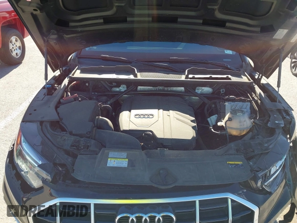 2021 Audi Q5 Premium z VIN WA1AAAFY9M2076387, wystawiony jako IAAI lot #42303925 z przebiegiem 46 954 mil mil oraz . Historia ofert i sprzedaży dostępna na DreamBid. Obrazek 10.