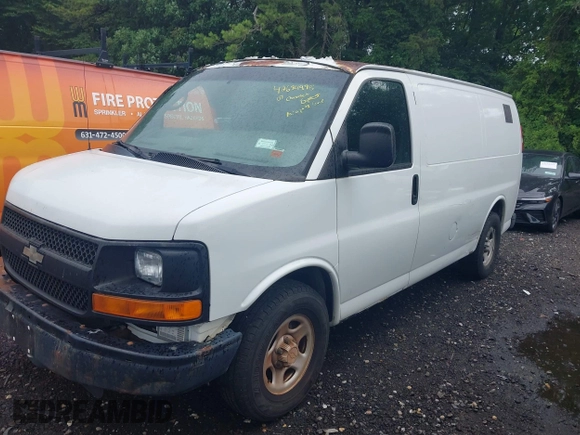 2007 Chevrolet Express Cargo with VIN 1GCFG15X471177057, listed as a IAAI auction lot 42634978 with 147,128 mi miles and . Bid and sale history available at DreamBid. Image 2.