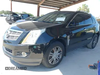 2011 Cadillac SRX Performance Collection z VIN 3GYFNBEY1BS552568, wystawiony jako IAAI lot #42321621 z przebiegiem 111 121 mil mil oraz . Historia ofert i sprzedaży dostępna na DreamBid. Obrazek 2.