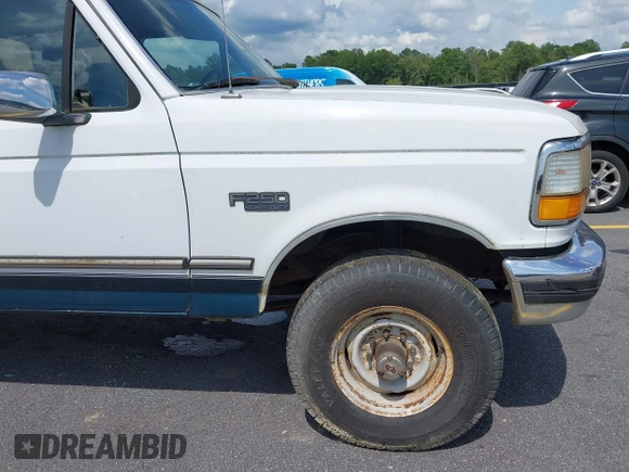 1997 Ford F-250 с VIN 1FTHX26H4VEA03307, выставлен на аукционе IAAI как лот 42491659 с пробегом 177 624 миль миль и . История ставок и продаж доступна на DreamBid. Изображение 6.