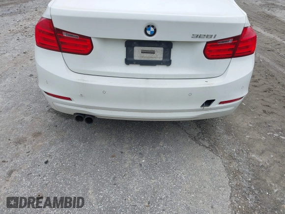 2015 BMW 3 Series 328i с VIN WBA3A5G59FNS87002, выставлен на аукционе IAAI как лот 42366574 с пробегом 173 359 миль миль и . История ставок и продаж доступна на DreamBid. Изображение 6.