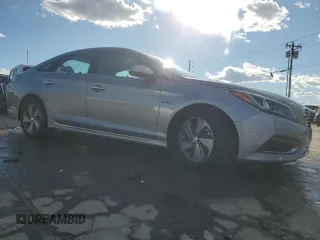 2016 Hyundai Sonata Hybrid Limited with VIN KMHE34L15GA027672, listed as a Copart auction lot 47058605 with 92,455 mi miles and Salvage Title. Bid and sale history available at carsss.com. Image 4.