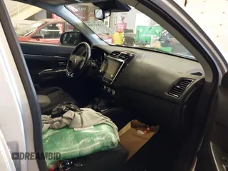 2021 Mitsubishi Outlander ES с VIN JA4ARUAU3MU024076, выставлен на аукционе IAAI как лот 41835769 с пробегом 44 109 миль миль и . История ставок и продаж доступна на DreamBid. Изображение 5.