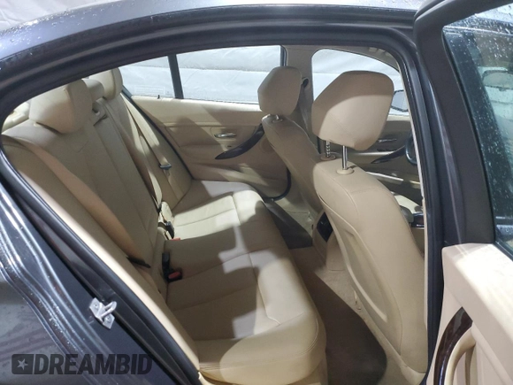 2015 BMW 3 Series 320i xDrive with VIN WBA3C3C52FP664472, listed as a Copart auction lot 55647585 with 129,934 mi miles and Salvage title. Bid and sale history available at DreamBid. Image 10.