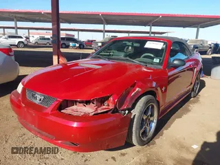 2000 Ford Mustang with VIN 1FAFP4445YF270477, listed as a IAAI auction lot 41205072 with 130,041 mi miles. Bid and sale history available at carsss.com. Image 6.