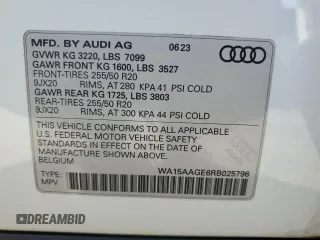 2024 Audi Q8 e-tron Premium Plus z VIN WA15AAGE6RB025796, wystawiony jako Copart lot #54271535 z przebiegiem 29 045 mil mil oraz Szkoda całkowita • Salvage title. Historia ofert i sprzedaży dostępna na DreamBid. Obrazek 14.