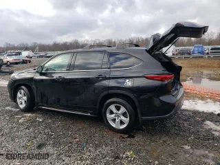 2021 Toyota Highlander L with VIN 5TDCZRBH7MS124411, listed as a Copart auction lot 44860965 with 47,504 mi miles and Salvage Title. Bid and sale history available at carsss.com. Image 2.