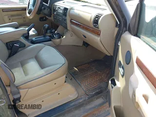 2001 Land Rover Discovery Cloth with VIN SALTY12421A296137, listed as a IAAI auction lot 41872459 with 182,378 mi miles and . Bid and sale history available at DreamBid. Image 5.