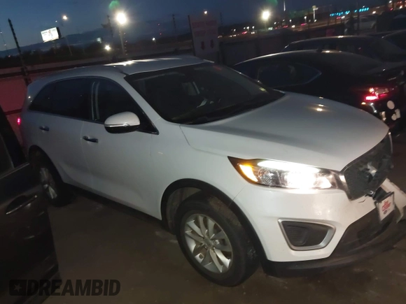 2018 Kia Sorento LX with VIN 5XYPG4A33JG346937, listed as a IAAI auction lot 40981792 with 80,590 mi miles. Bid and sale history available at carsss.com. Image 13.