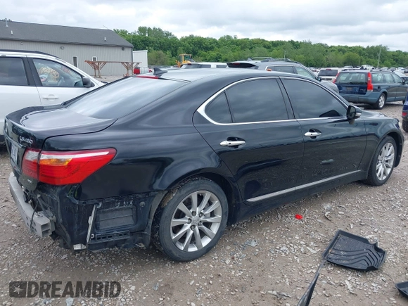 2010 Lexus LS 460 with VIN JTHCL5EF5A5007415, listed as a IAAI auction lot 42340106 with 202,318 mi miles and . Bid and sale history available at DreamBid. Image 4.