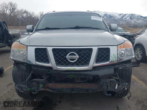 2008 Nissan Armada SE z VIN 5N1AA08C38N601641, wystawiony jako IAAI lot #41569296 z przebiegiem 223 865 mil mil oraz . Historia ofert i sprzedaży dostępna na DreamBid. Obrazek 13.