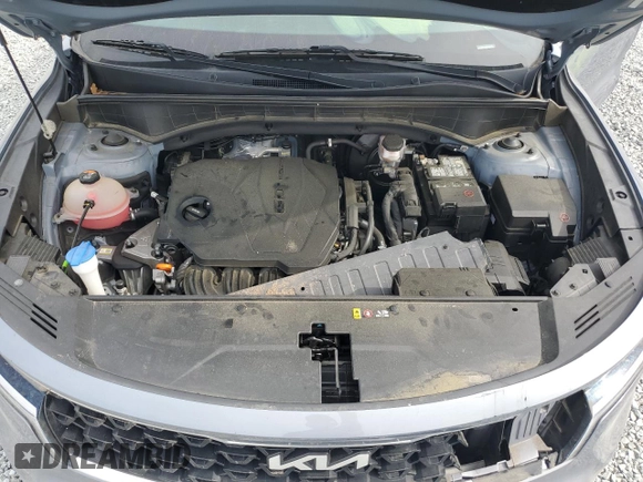 2022 Kia Sorento LX z VIN 5XYRG4LC0NG082538, wystawiony jako Copart lot #53809285 z przebiegiem 43 910 mil mil oraz Szkoda całkowita • Salvage title. Historia ofert i sprzedaży dostępna na DreamBid. Obrazek 11.