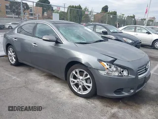 2014 Nissan Maxima S z VIN 1N4AA5AP5EC476251, wystawiony jako IAAI lot #40956270 z przebiegiem 108 286 mil mil oraz . Historia ofert i sprzedaży dostępna na DreamBid. Obrazek 1.