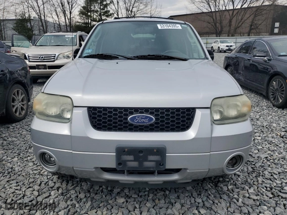 2005 Ford Escape Limited with VIN 1FMYU94145KA62832, listed as a Copart auction lot 53104395 with 81,093 mi miles and Clean Title. Bid and sale history available at carsss.com. Image 5.