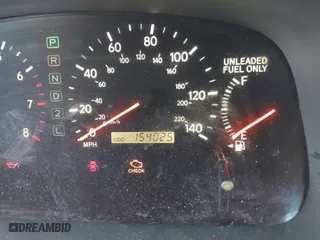 2000 Lexus ES 300 with VIN JT8BF28G9Y0282007, listed as a IAAI auction lot 41702668 with 154,025 mi miles. Bid and sale history available at carsss.com. Image 7.