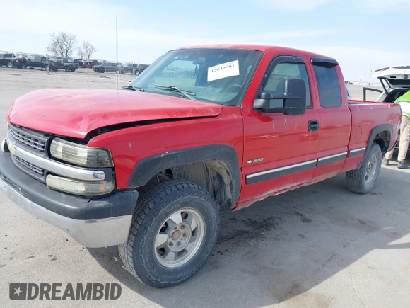 2000 Chevrolet Silverado 1500 LT with VIN 1GCEK19T9YE263251, listed as a IAAI auction lot 42049501 with 238,729 mi miles and . Bid and sale history available at DreamBid. Image 2.