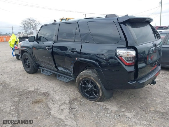 2020 Toyota 4Runner SR5 with VIN JTEBU5JRXL5787288, listed as a IAAI auction lot 41744998 with 92,062 mi miles. Bid and sale history available at carsss.com. Image 3.