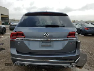 2019 Volkswagen Atlas SEL with VIN 1V2MR2CA5KC539270, listed as a Copart auction lot 53301005 with 111,245 mi miles and Salvage title. Bid and sale history available at DreamBid. Image 6.