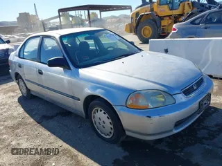 1997 Honda Civic DX z VIN 2HGEJ6528VH583518, wystawiony jako IAAI lot #41388173 z przebiegiem 250 513 mil mil oraz . Historia ofert i sprzedaży dostępna na DreamBid. Obrazek 1.