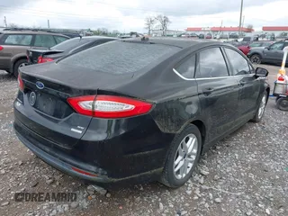 2013 Ford Fusion SE with VIN 3FA6P0HR4DR368010, listed as a IAAI auction lot 41941471 with 197,359 mi miles. Bid and sale history available at carsss.com. Image 4.
