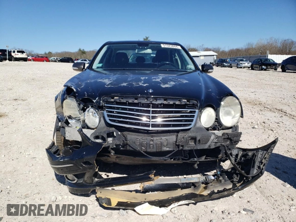 2008 Mercedes-Benz E 550 with VIN WDBUF90X88B286888, listed as a Copart auction lot 51323844 with 135,128 mi miles and Clean Title. Bid and sale history available at carsss.com. Image 5.