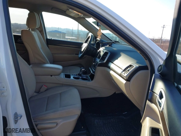 2018 Jeep Grand Cherokee Laredo E with VIN 1C4RJFAG0JC298441, listed as a IAAI auction lot 41748555 with 144,606 mi miles. Bid and sale history available at carsss.com. Image 5.