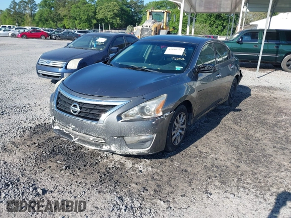 2015 Nissan Altima SV with VIN 1N4AL3AP6FC246055, listed as a IAAI auction lot 42058771 with 319,386 mi miles and . Bid and sale history available at carsss.com. Image 2.
